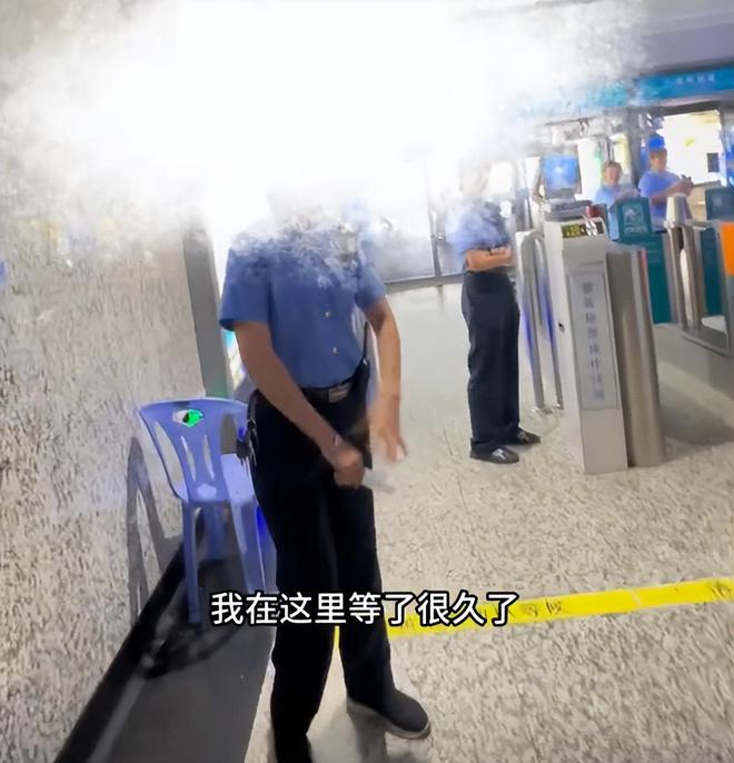 ：家庭背景曝光哥嫌她无理取闹回应尊龙AG